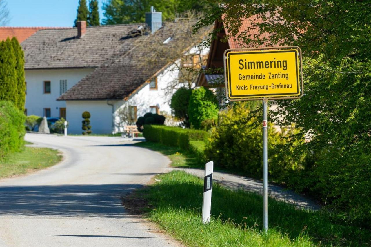 Ferienwohnungen Bauer - Auszeit Mit Ausblick Zenting Экстерьер фото
